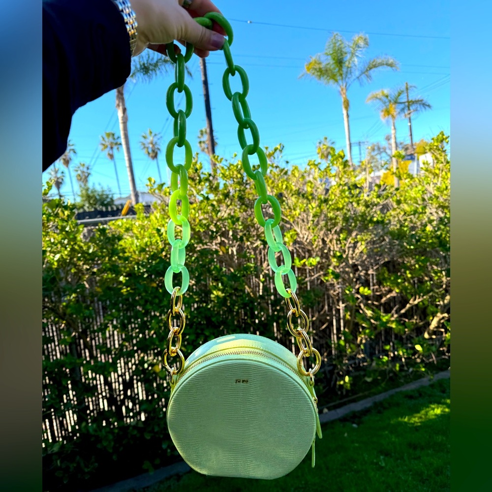 JW Pei - Luna Gradient Acrylic Chain Circle Shoulder Bag - Lime Green Lizard